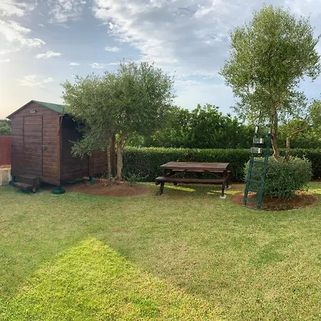 Lauvic Villa *