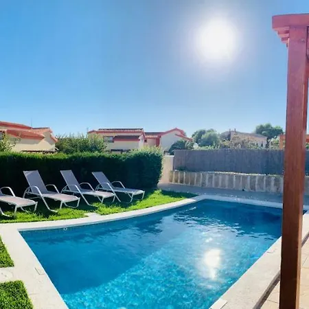 Villa Lauvic *