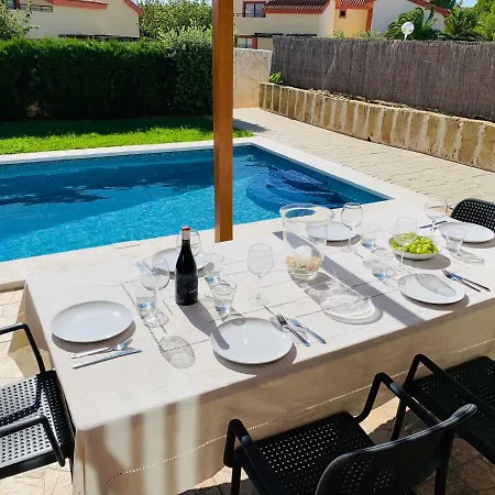 Lauvic Vila Cala en Bosch